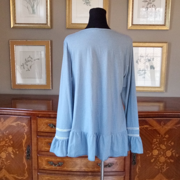 1204 Hanna Blouse - Picture 4 of 6